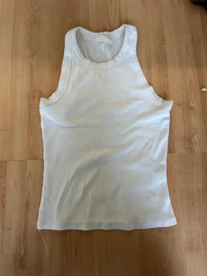 Tröja - En jätte fin tröja från Gina tricot 