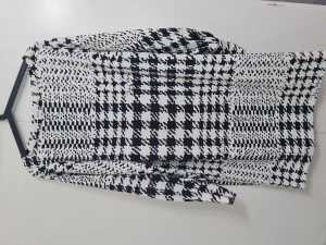 Tunika  - Svart vit tunika ej användas 