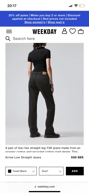 Weekday arrow low straight jeans - Lågmidjade jeans från weekday, nypris 590. Använda fåtal gånger, färgen tuned black