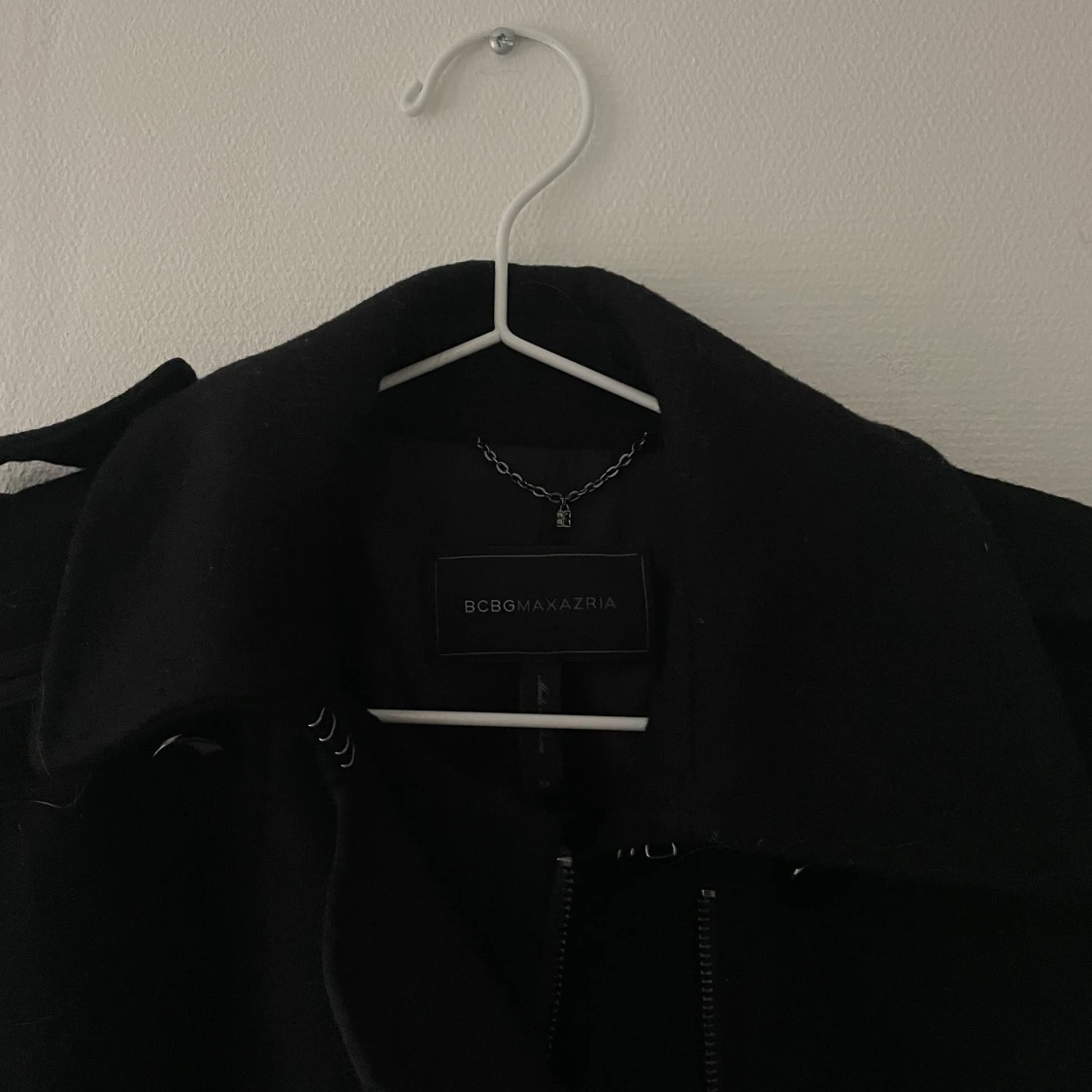 Svart BCBG MAXAZRIA jacka  - 91