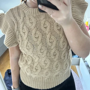 Blus  - Stickad ”blus” från vila! Aldrig använd🌸 superskön och fin 