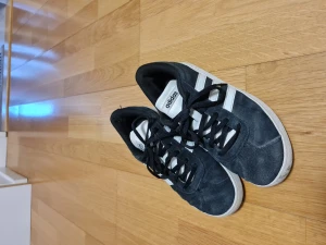 Orginall adidas skor - Fin skick 