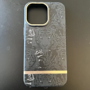 Richmond@finch - Till iPhone 13 PRO, helt ny 