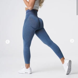 Nvgtn tights - Blå tights från Nvgtn i storlek xs. Knappt använda. Slutsålda på hemsidan.  