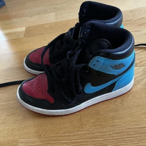 Air jordan 1 Chicago - Säljer pga använder ej länge!