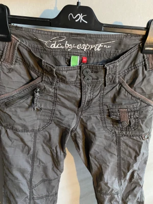 Cargo byxor - Skriv privat för mer info eller bilder 💗☺️