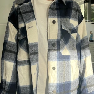 Jacka  - Jacka från zara 