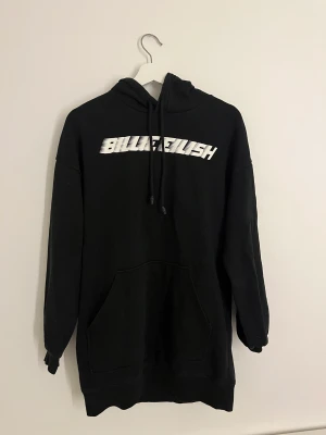 Billie Eilish hoodie  - Den har blivit använd ganska många gånger 