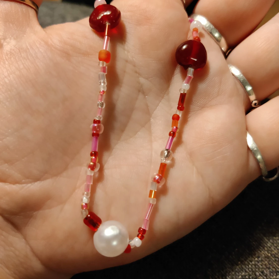 Rose//Red bead choker 🌹 - 90