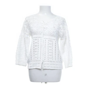 Kofta - Söt kofta köpt second hand går att knäppa hela vägen också!