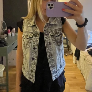 Jeans väst - Super najs kortare jeans väst!