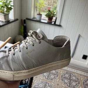 Arigato skor - Ett par grå arigato skor! Använda därav priset💕 