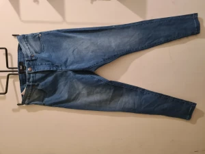 Nya zizzi jeans - Hlt ny jeans i stretch