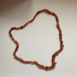 Bärnsten halsband - Äkta bärnstens halsband !! Hör av dig om du undrar något !!