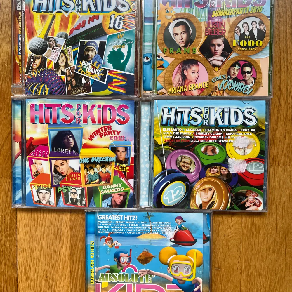 5st hits for kids cd-skivor för den nostalgiska eller barnet. Osäker på skicket då jag själv haft dem som liten.. Övrigt.