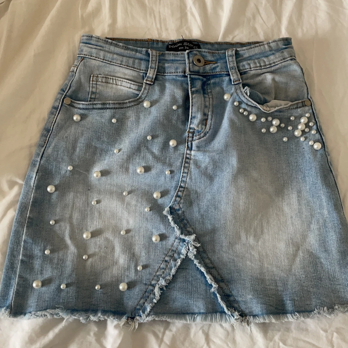 Kjol från chelsea i storlek 34