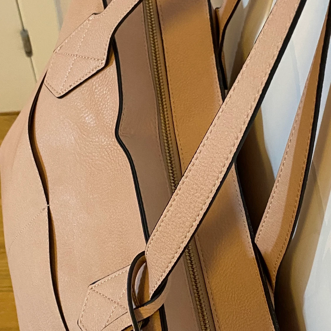 KappAhl Handväska  - 91