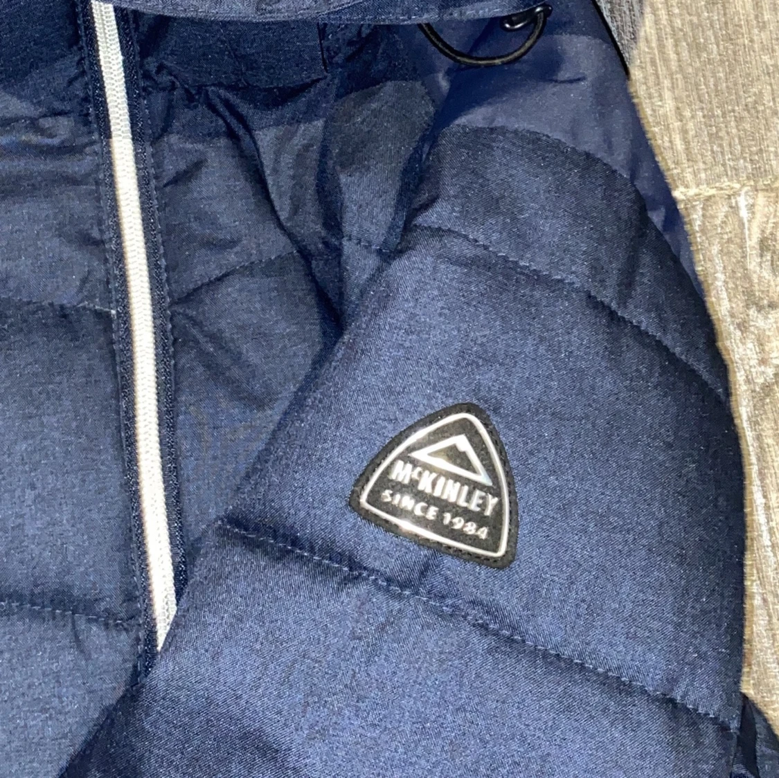 Mckinley jacka  - 90