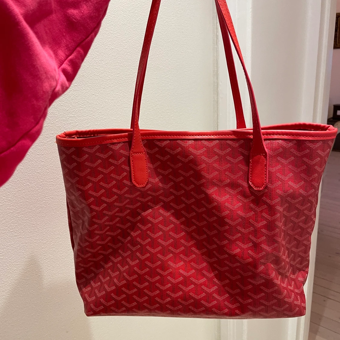 Goyard liknande väska.