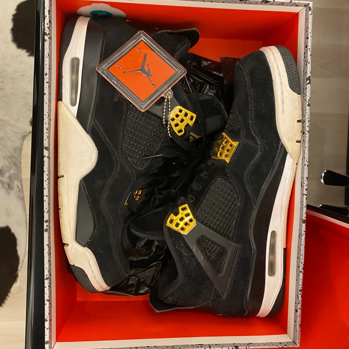Air Jordan 4 Retro Royalty - 90