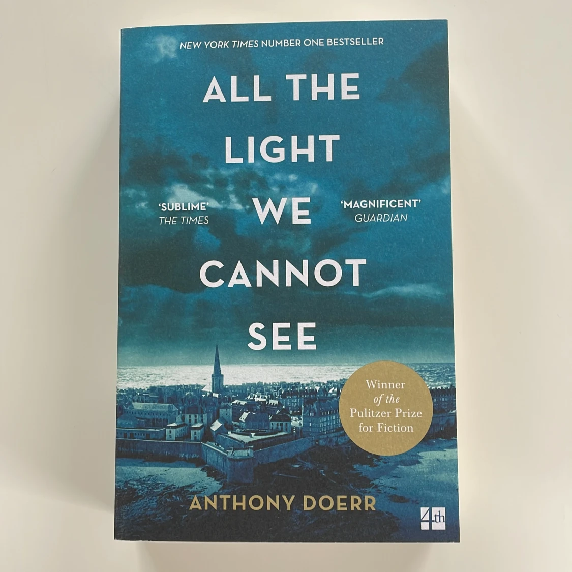 All the light we cannot see bok