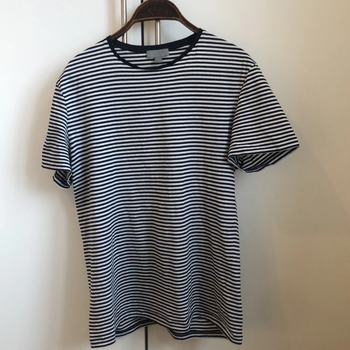 Randig T-shirt från COS