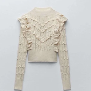 Tröja - Jättefin tröja från zara, så fin nu till våren! 💐 