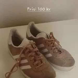 Adidas skor i bra skick, stl 38 2/3