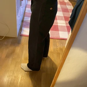 Dickies workpants - Dickies byxor i bra skick, sitter lite baggy 