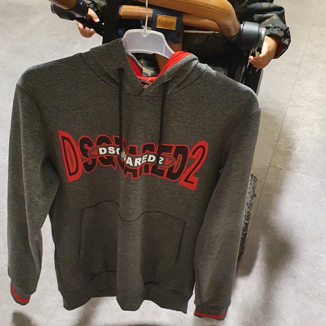 Åkta Dsquared2 unisex tröja