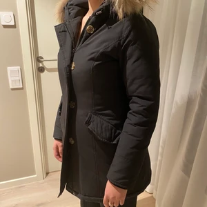 Vinterjacka - Vinterjacka dam modell. 