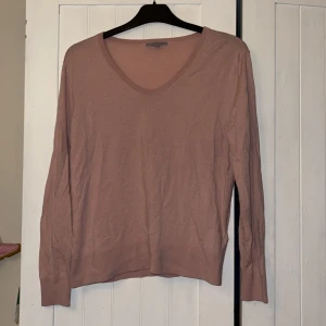 Tröja cos  - Tröja från cos i strl M. 80kr! 