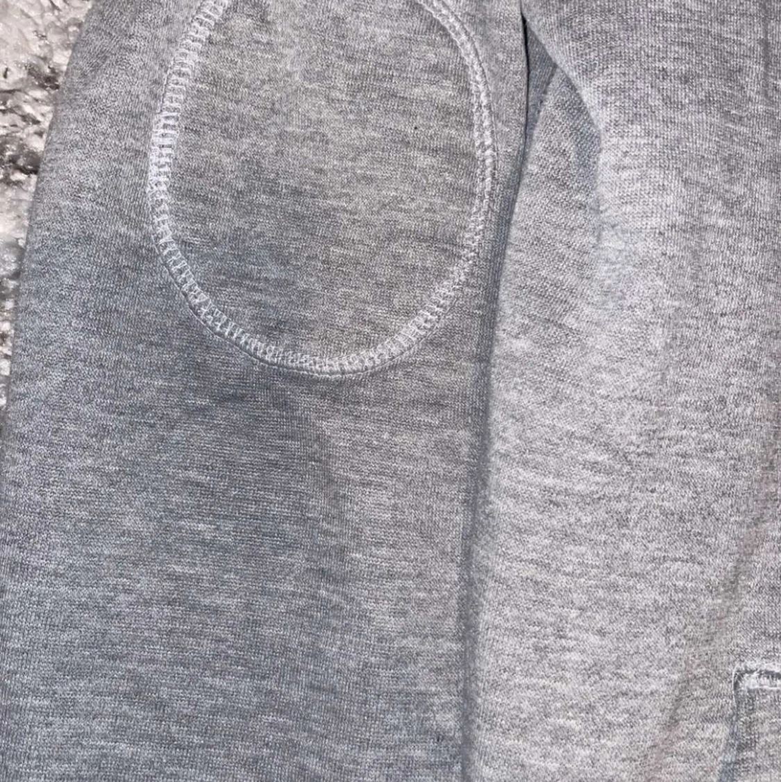  grå huvtröja strlk: S-M - 90