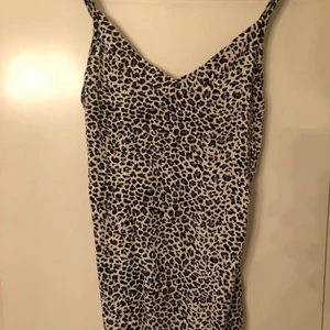 Leopard linne - Skit snyggt linne