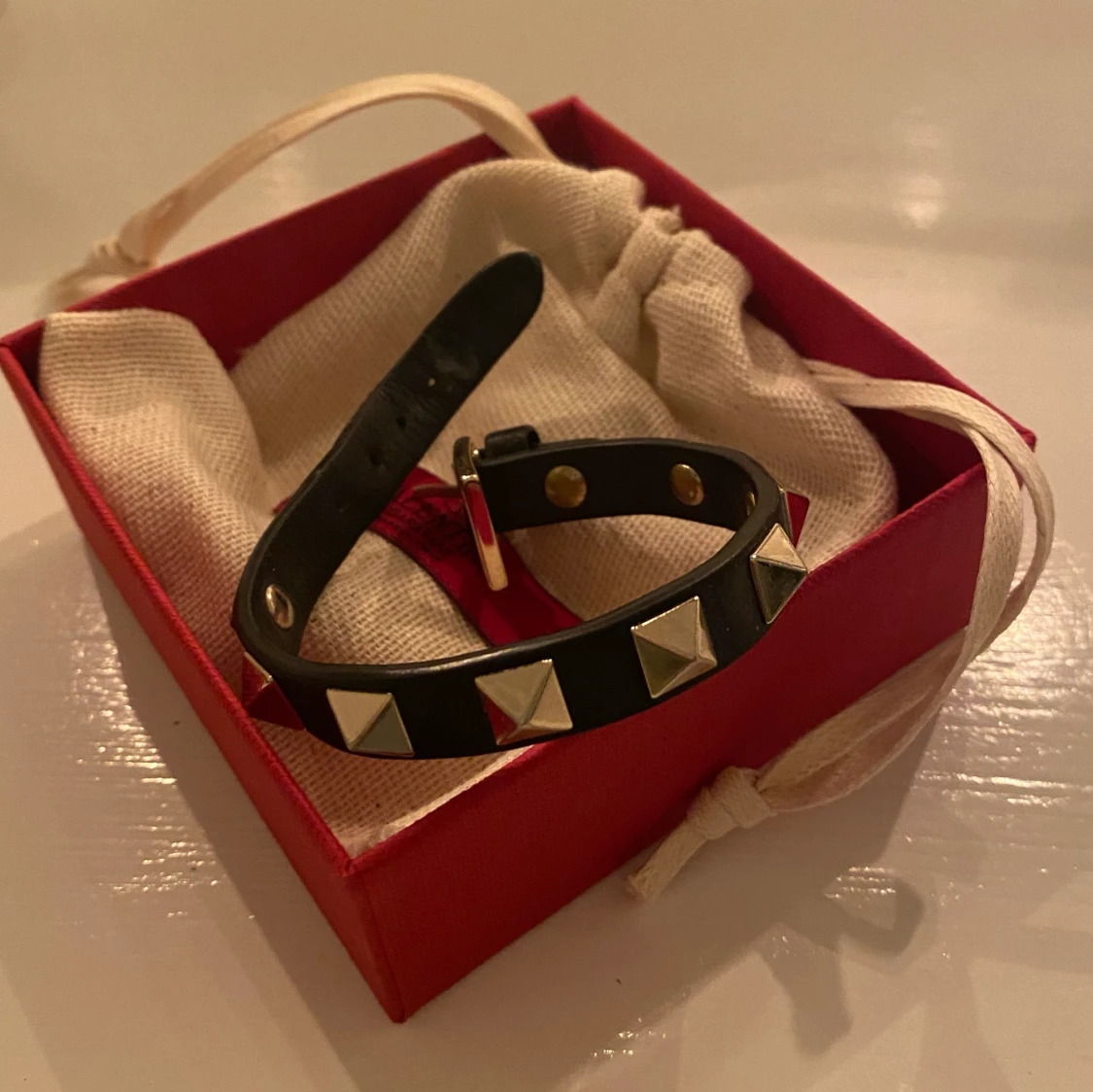 Valentino rockstud armband