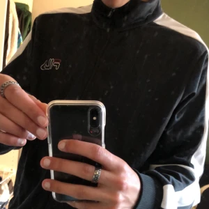 Fila Tröja  - Snygg Fila tröja i conditon 8/10 