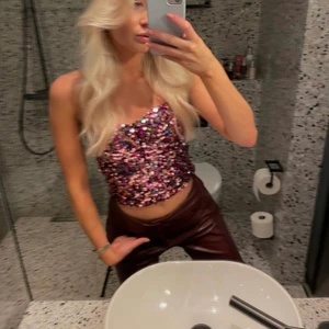 SÖKER! - Söker denna topp, hör av er:)