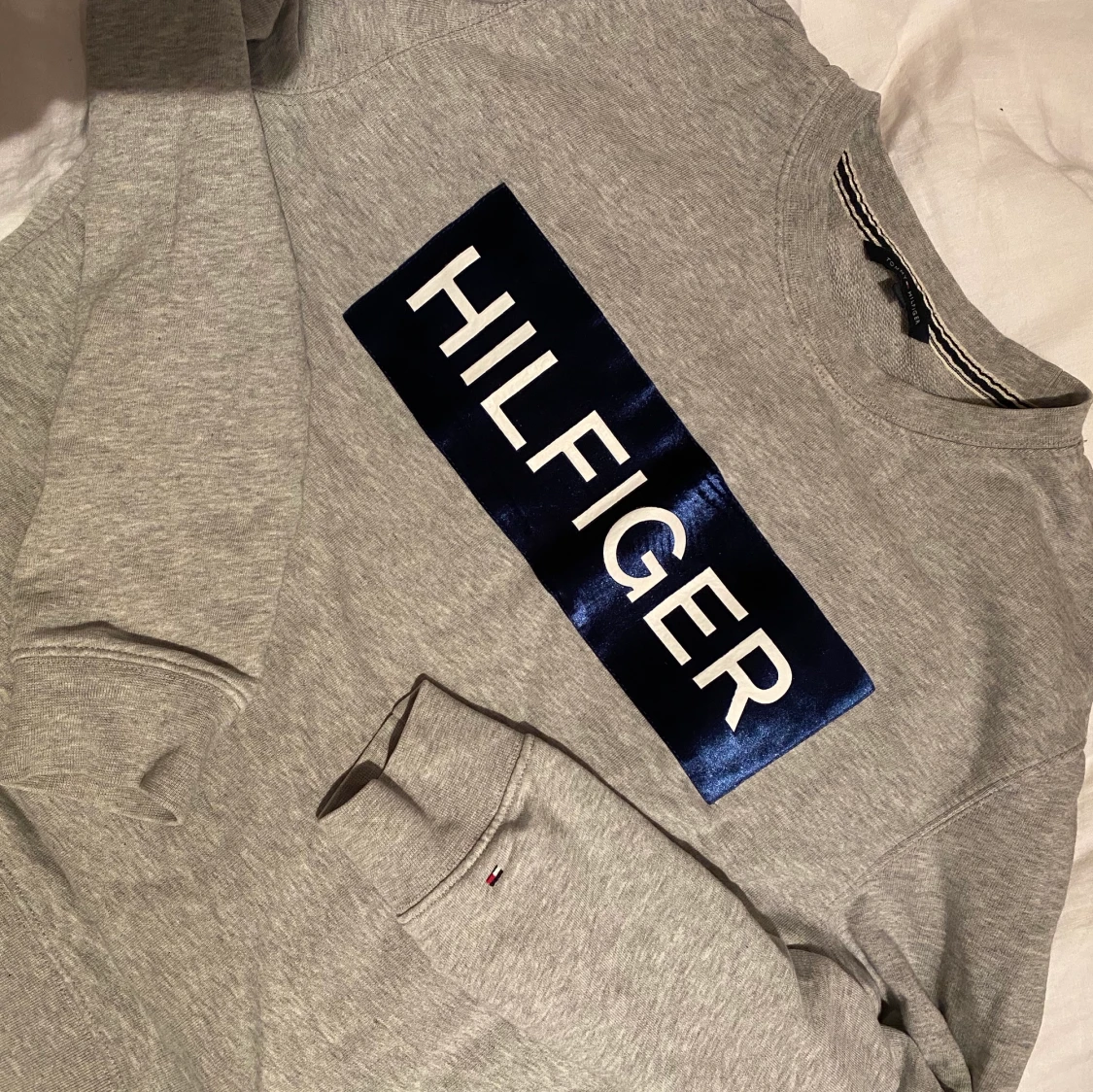 Tommy Hilfiger tjocktröja - 90