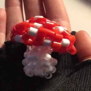 Beaded Mushroom /Pärlstavsvamp - Mushroom made out of beads. Comes in many colours so message to ask. 🍄