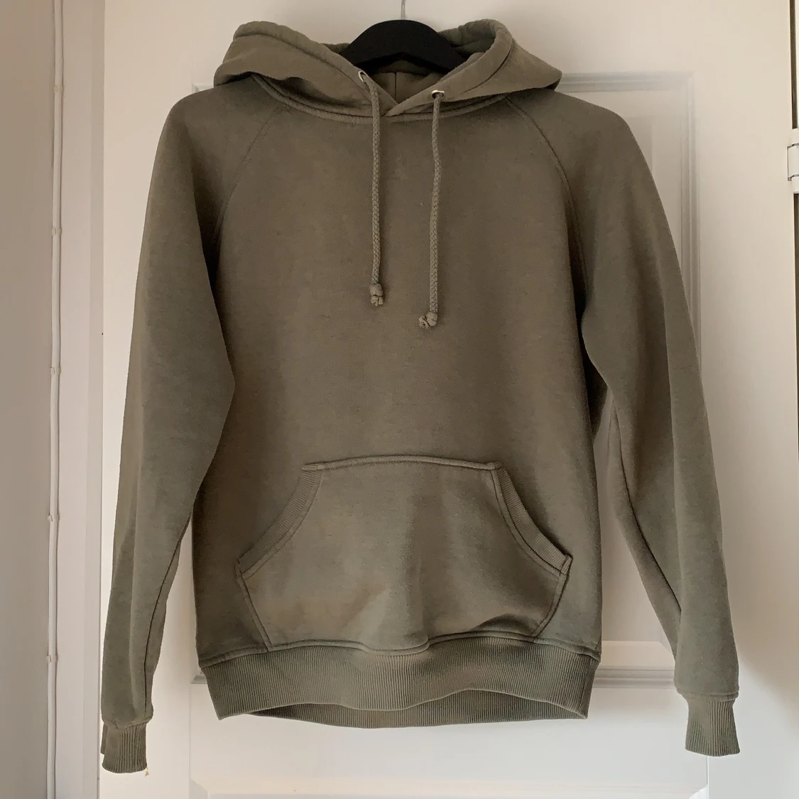 Hoodie från BikBok  - 90