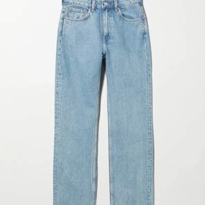 Weekday jeans i modellen Voyage, storlek 27/32 💕