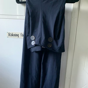 Kostymbyxor  - Så sköna och så fina kostymbyxor. Köparen står för frakt 