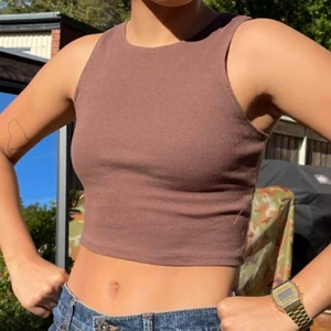 Linne - Brunt linne / topp. 