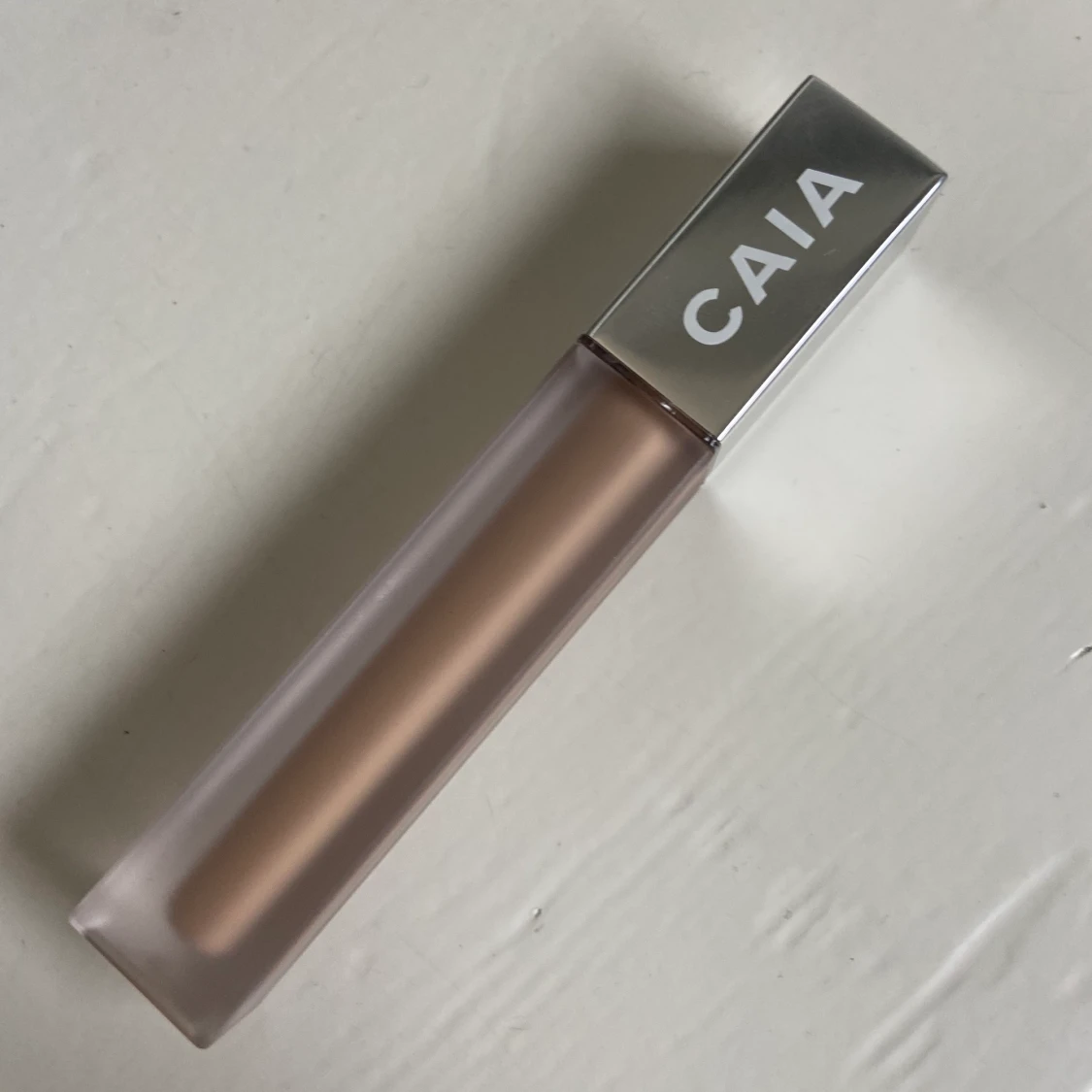 NY caia conceler - 90