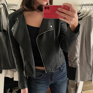 Skinjacka - En lite tajtare skin jacka