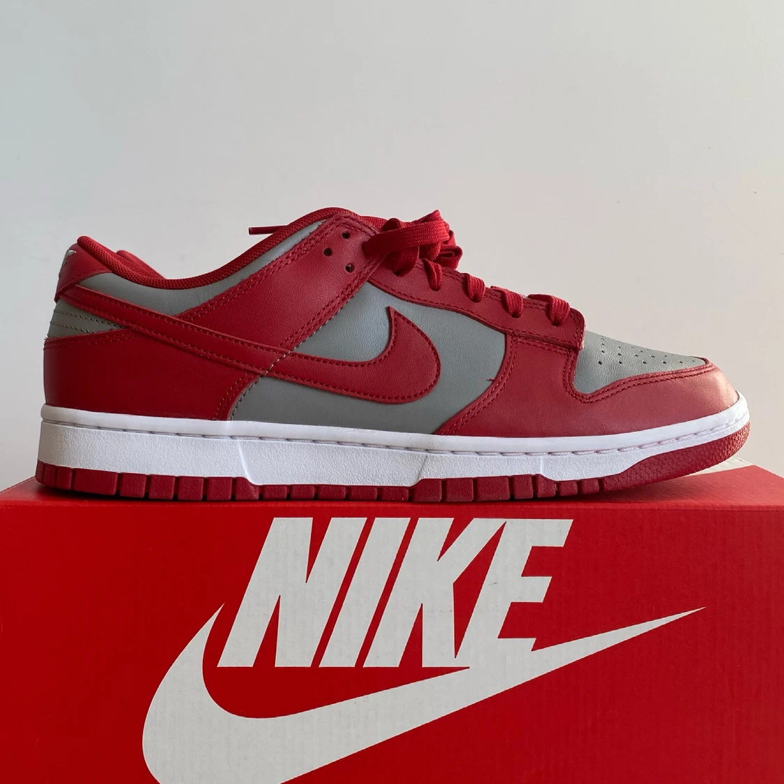 Nike Dunk Low Retro Medium Grey Varsity Red UNLV