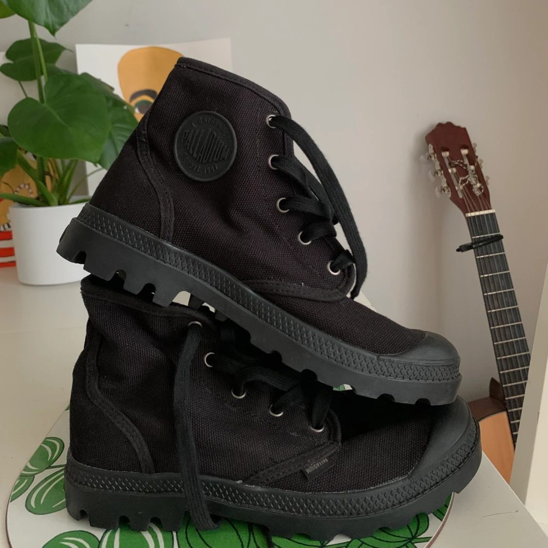 Palladium, storlek 39 - 90