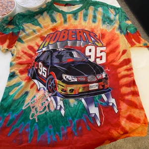 Cool tie dye  t-shirt - Lite oversize, Aldrig använd. Pris = 65 kr   Storlek M  