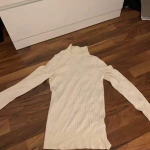 Polotröja - Passar xs & s