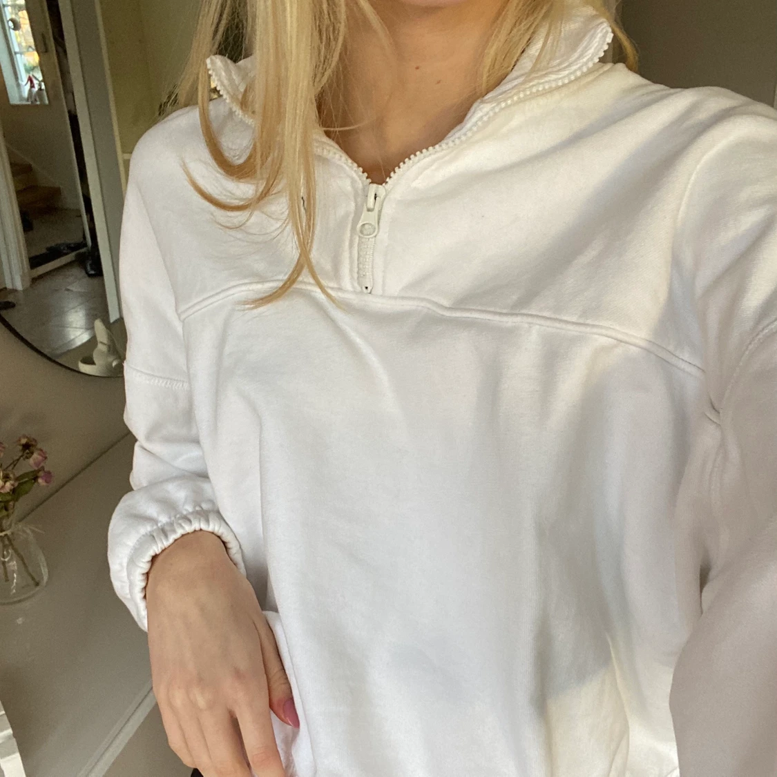 Vit tröja med dragkedja - 90